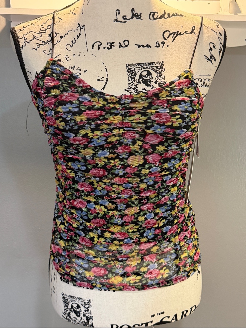 CTAVE FAME BLACK FLORAL RUCHED MESH CAMISOLE NWT SZ M juniors